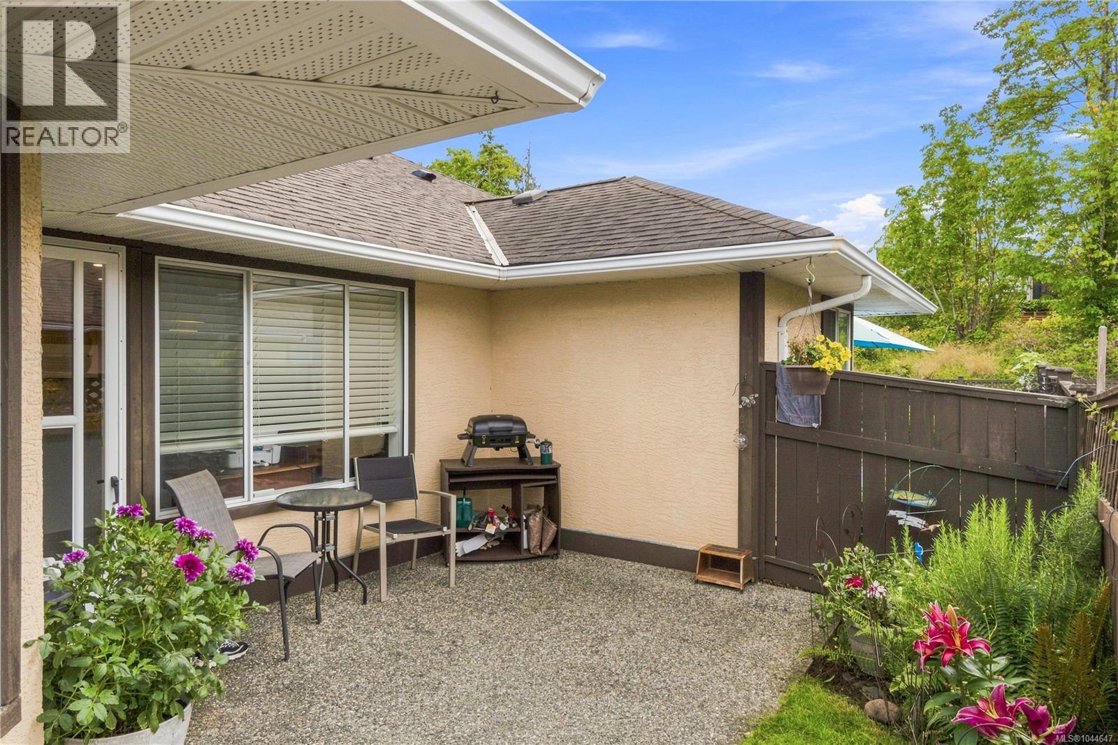 #38 454 Morison Ave - 21