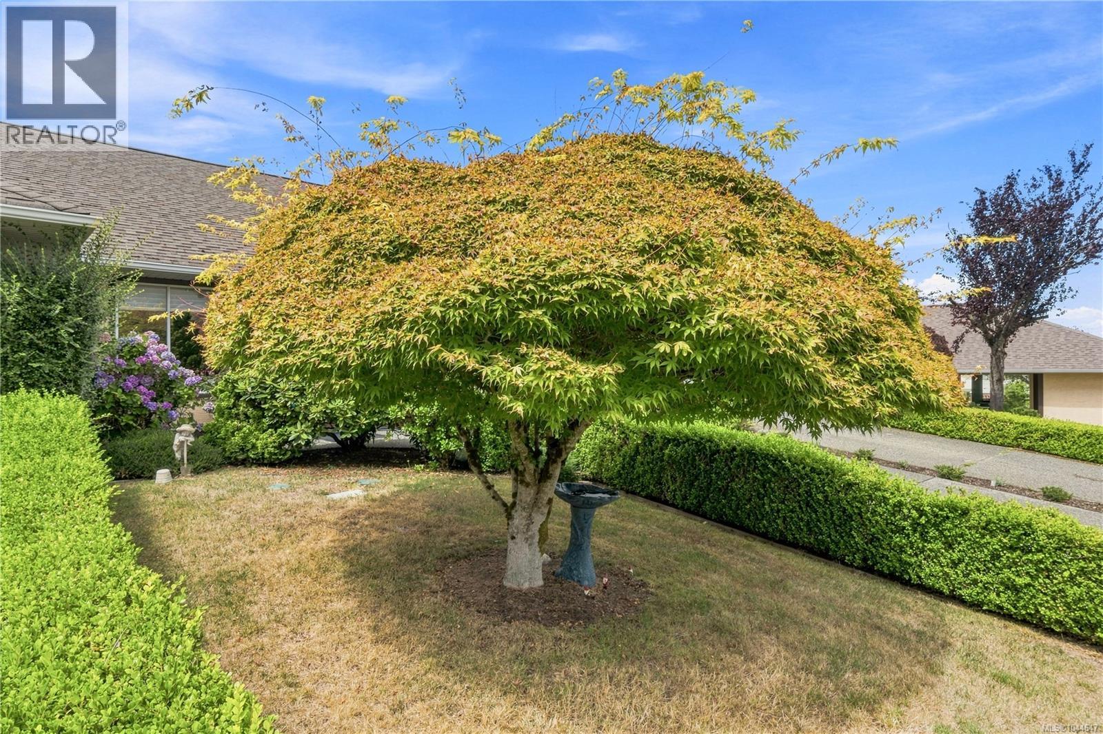 #38 454 Morison Ave - 23