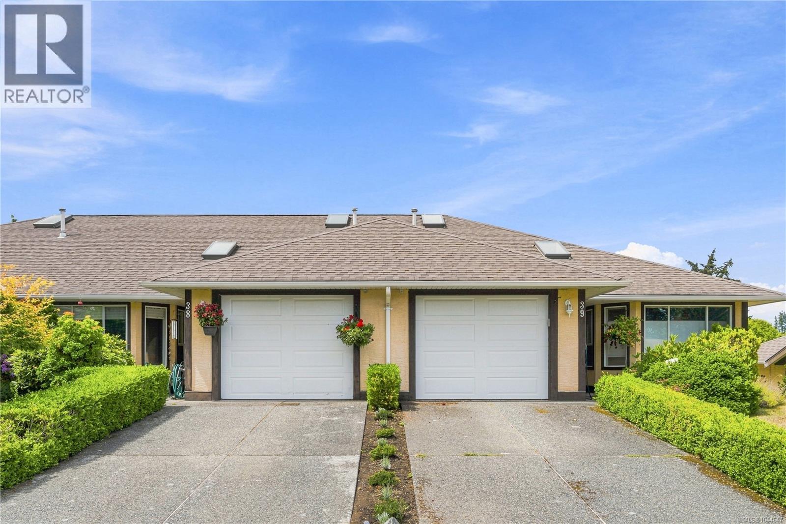 #38 454 Morison Ave - 25