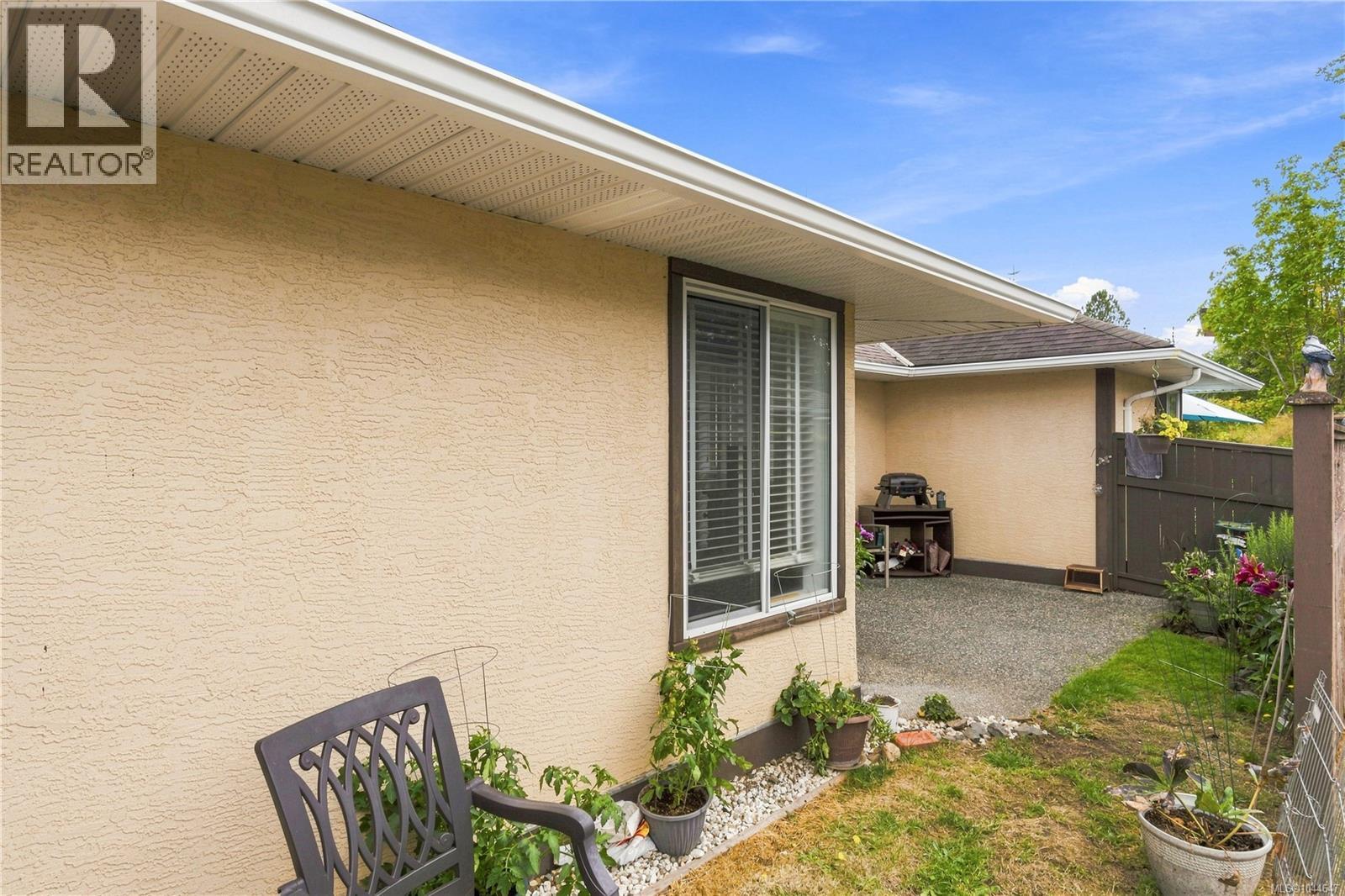 #38 454 Morison Ave - 28