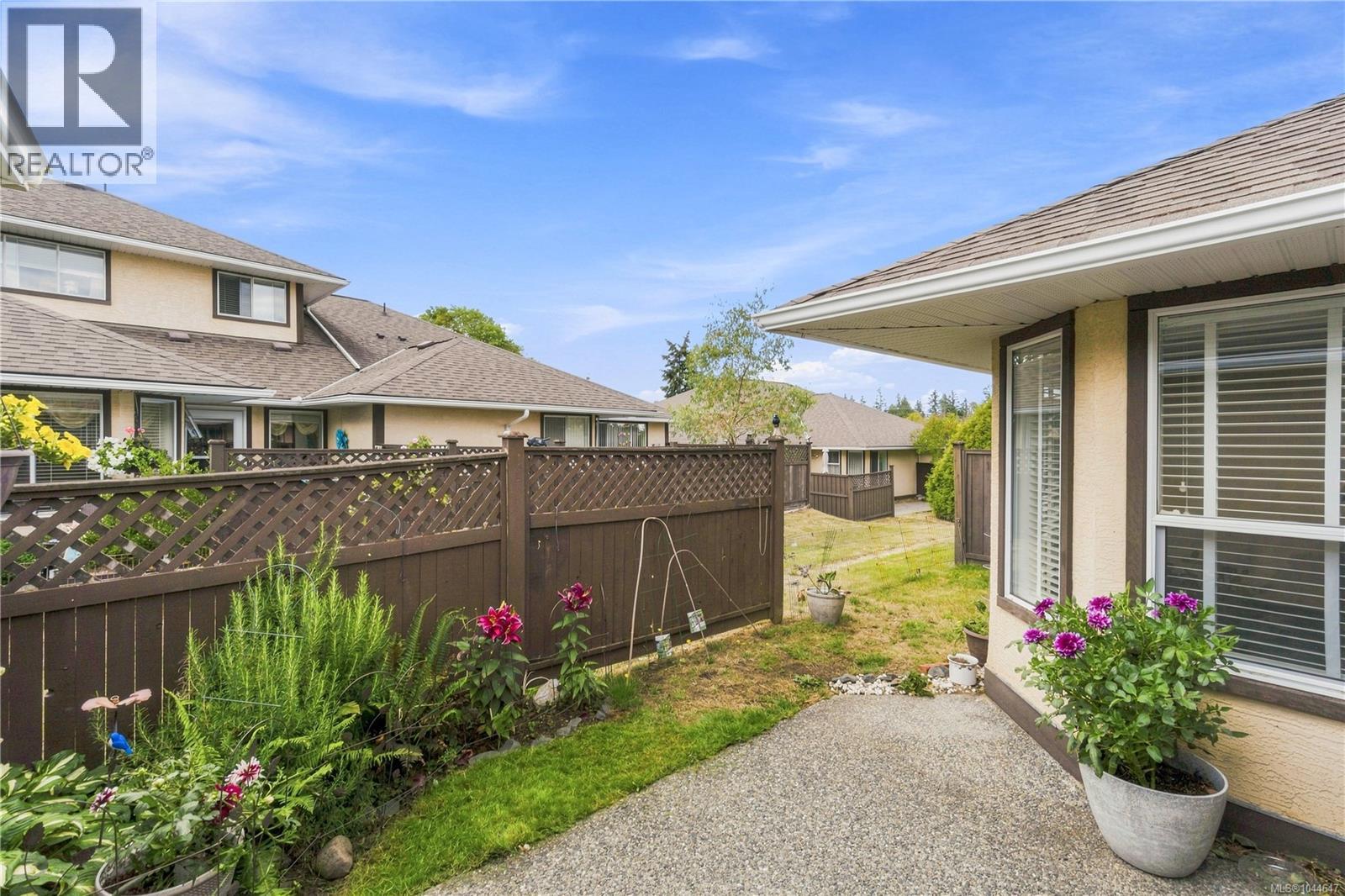 #38 454 Morison Ave - 33