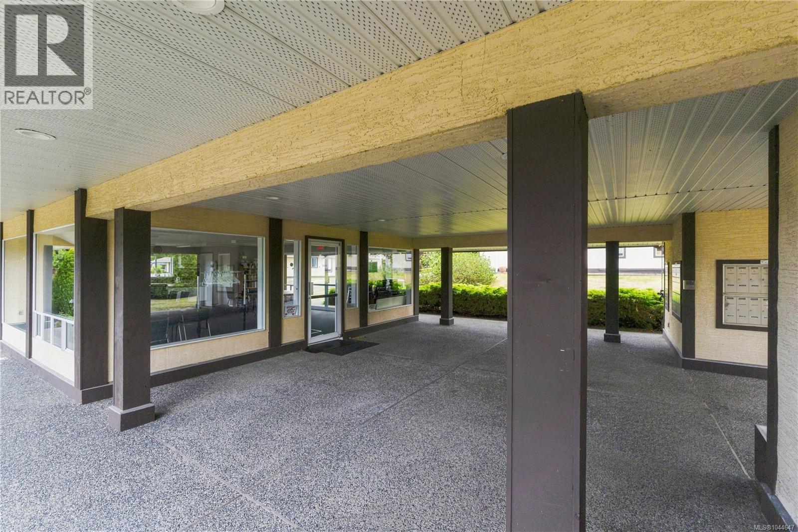 #38 454 Morison Ave - 34