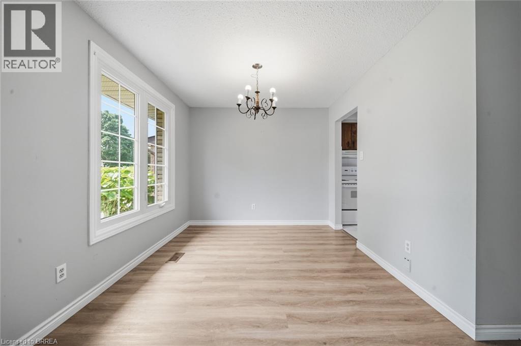 7 SIGURD JENSEN Court - Image 8