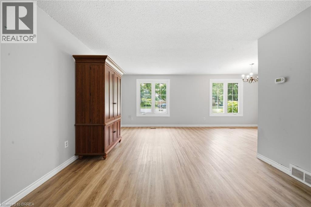 7 SIGURD JENSEN Court - Image 6