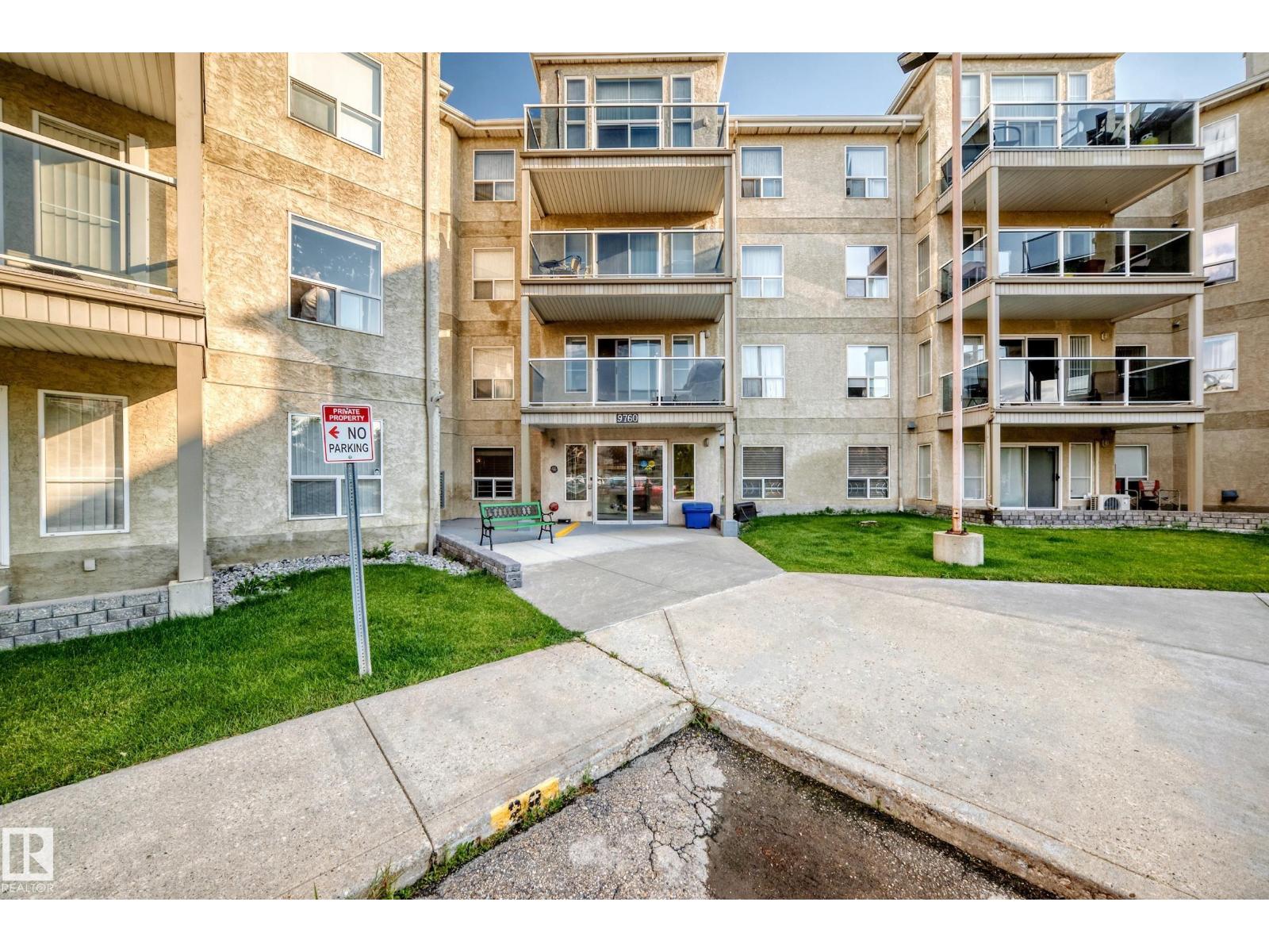 #201 9760 174 ST NW - 39