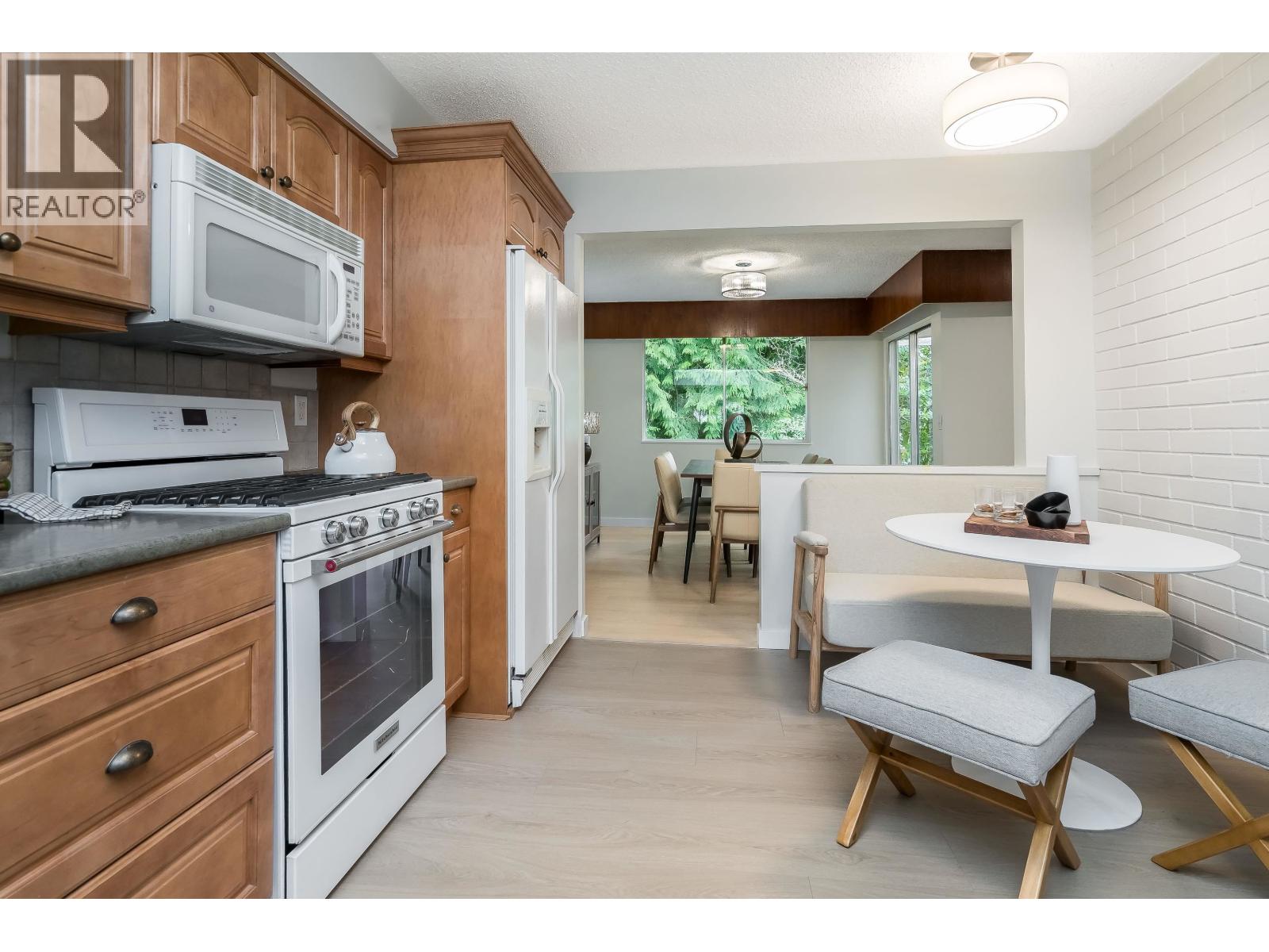 4 Bed, 3 Bath House for Sale in Coquitlam – 1168 CHARLAND AVENUE, Coquitlam – MLS# R3105447 - Image 37