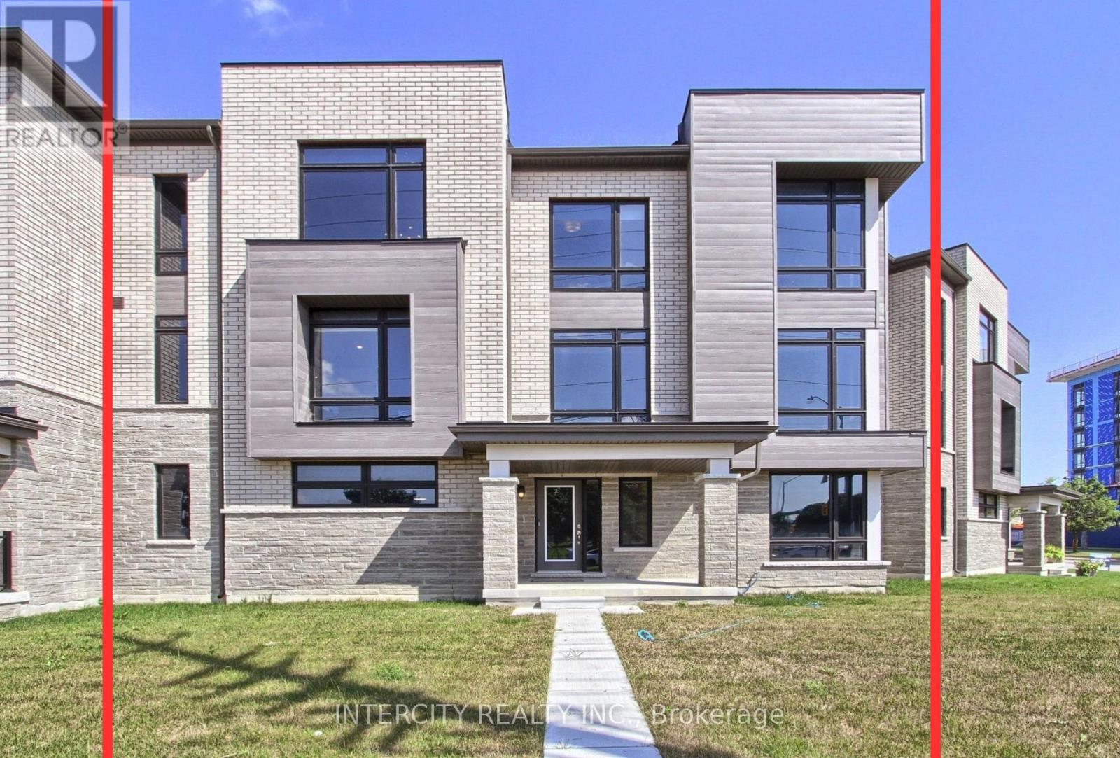 130 BLICK CRESCENT - 3