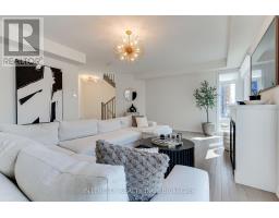 130 Blick Crescent, Aurora, ON L4G4A9 Photo 18