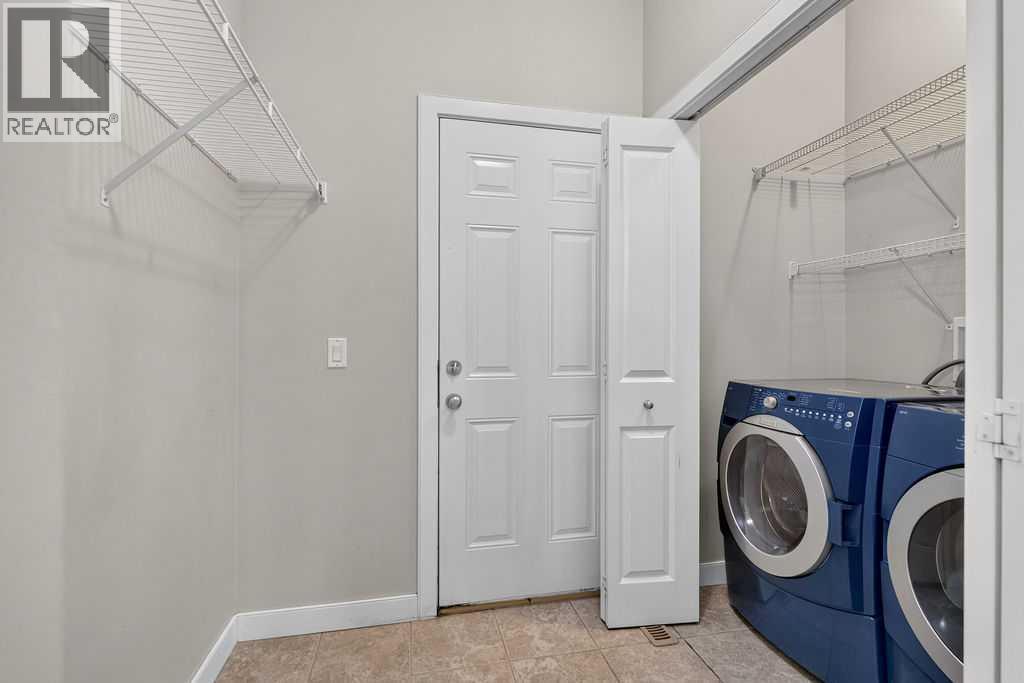 230 Evermeadow Avenue SW - 16