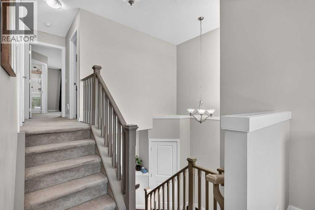 230 Evermeadow Avenue SW - 18