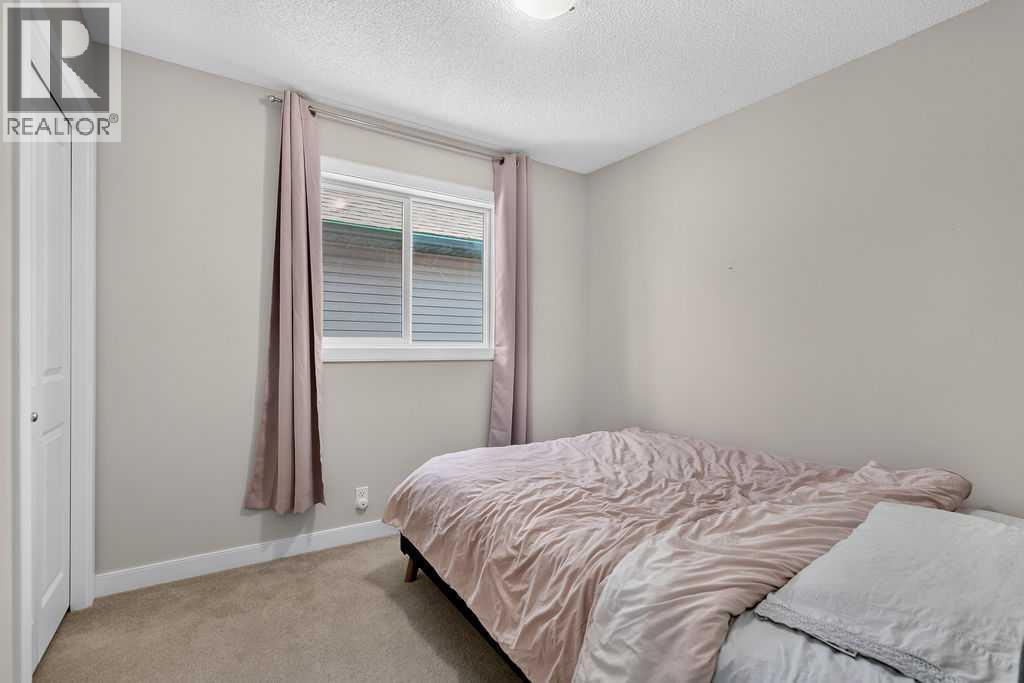230 Evermeadow Avenue SW - 23