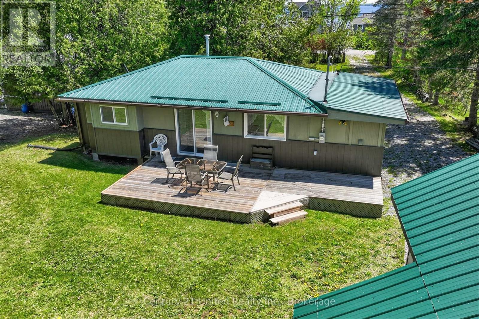 98 LAKEVIEW COTTAGE ROAD - 33