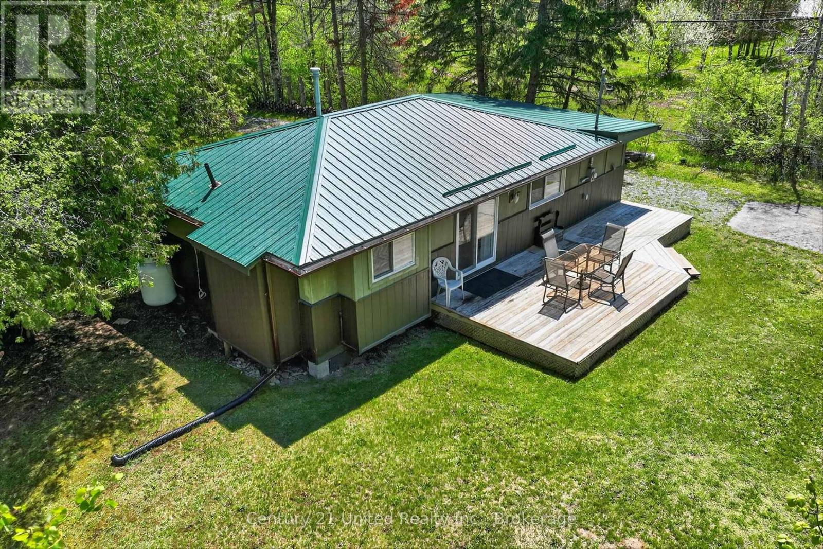 98 LAKEVIEW COTTAGE ROAD - 34