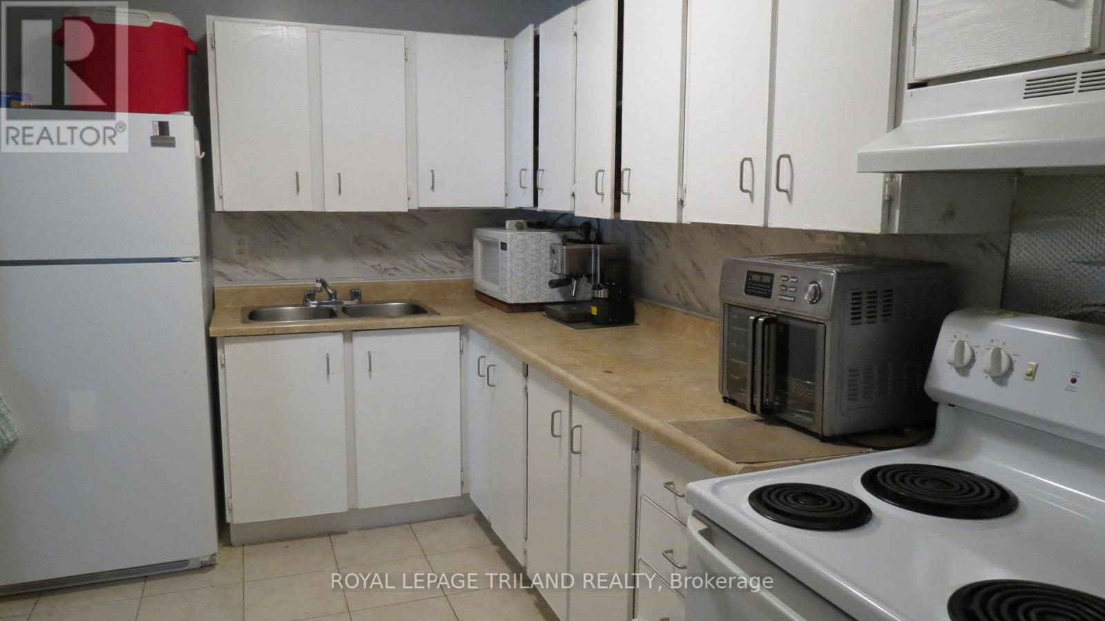 #504 583 MORNINGTON AVENUE - Image 7