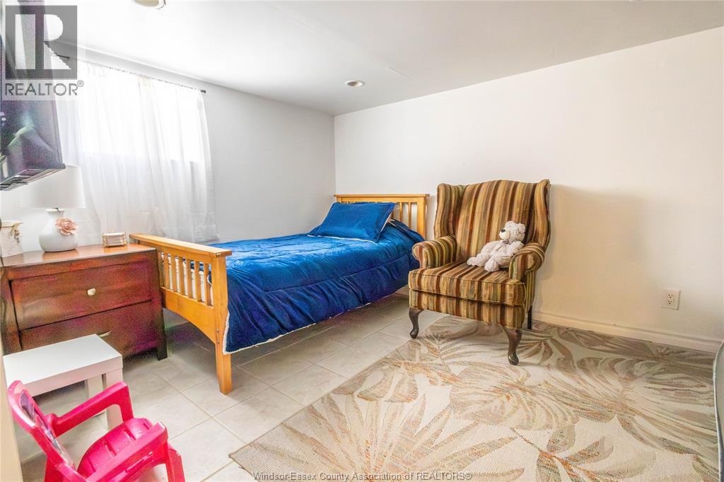 1840 BALFOUR BOULEVARD - 17