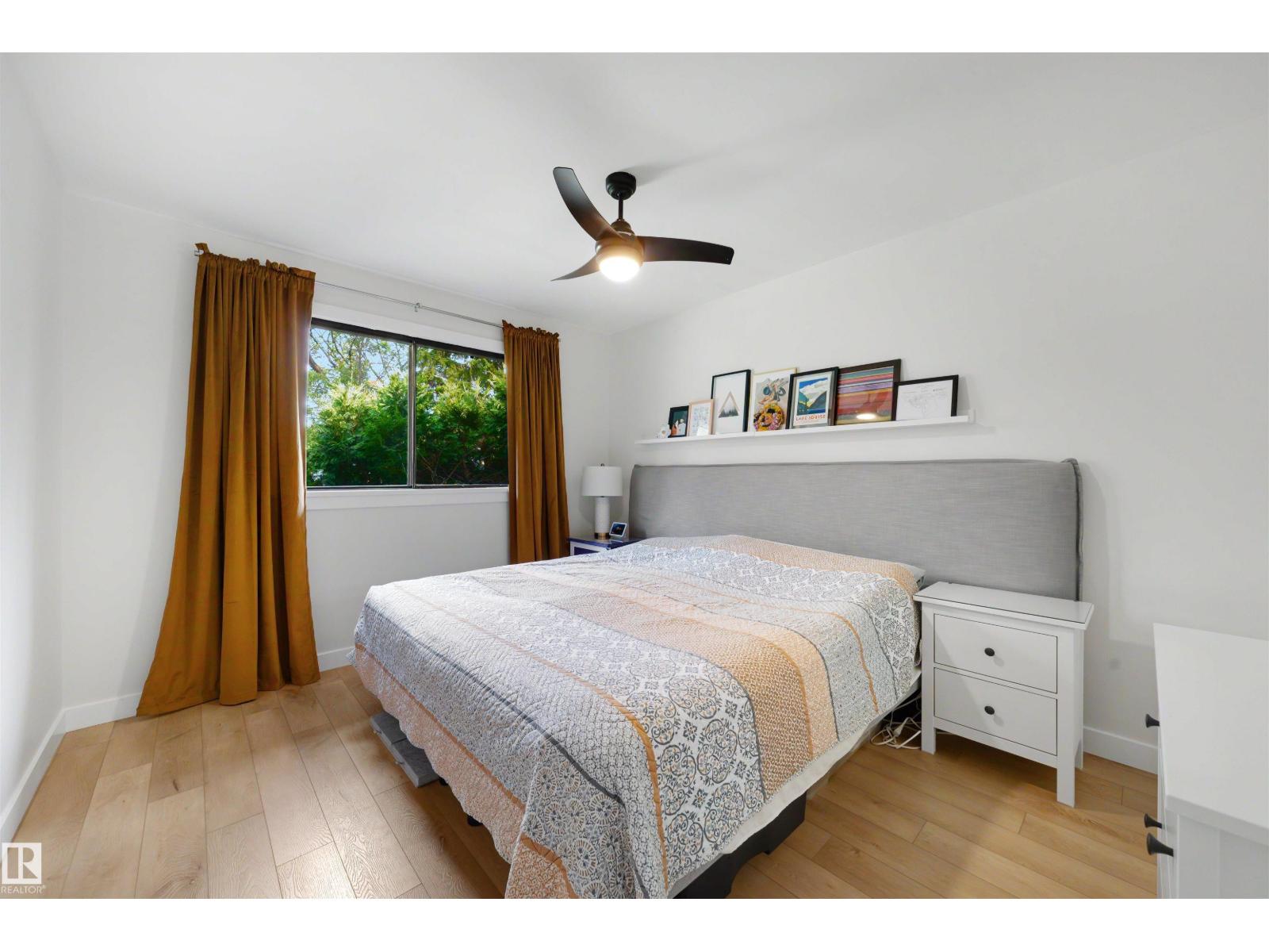 10732 129 ST NW - 15