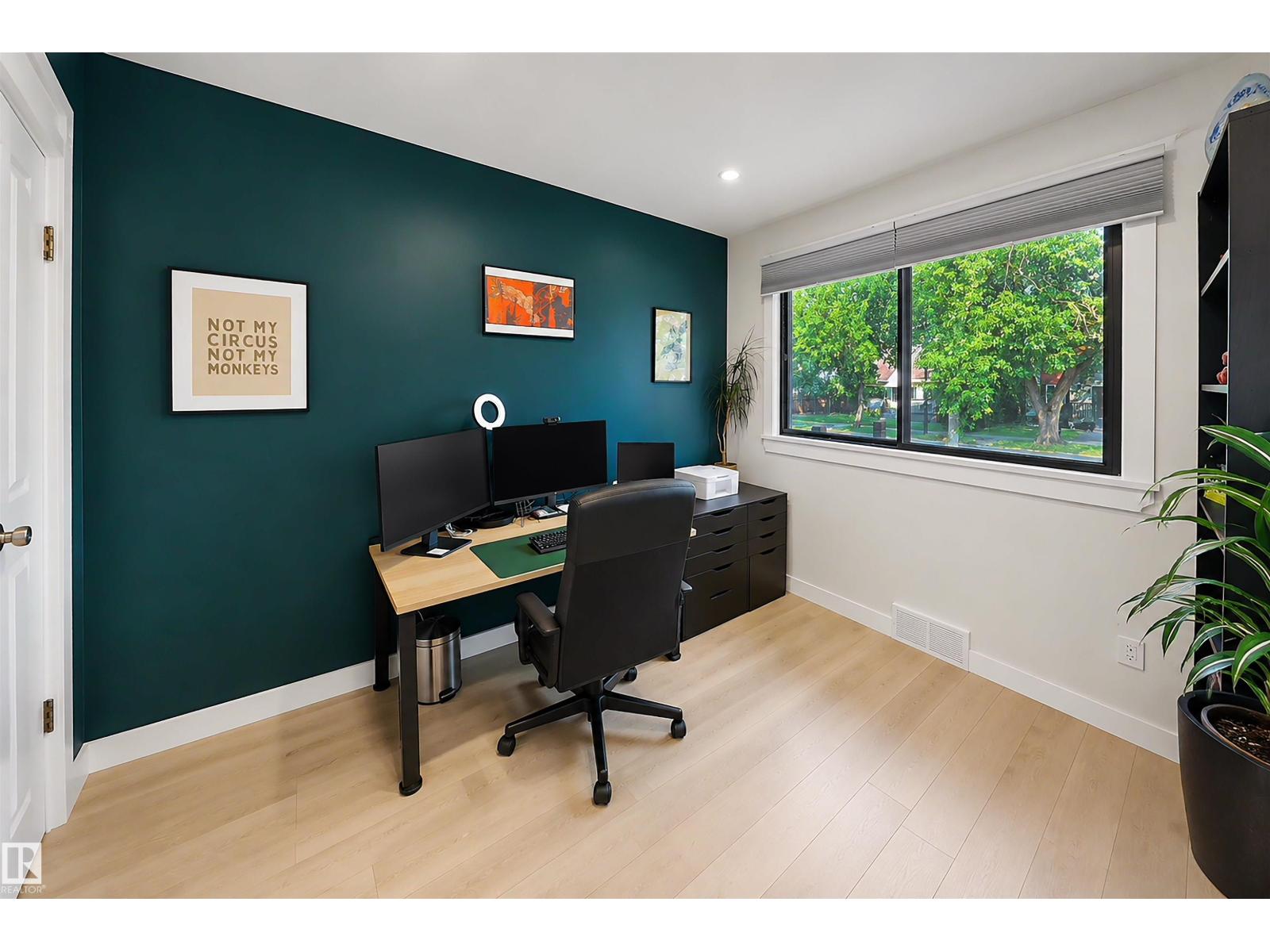 10732 129 ST NW - 17
