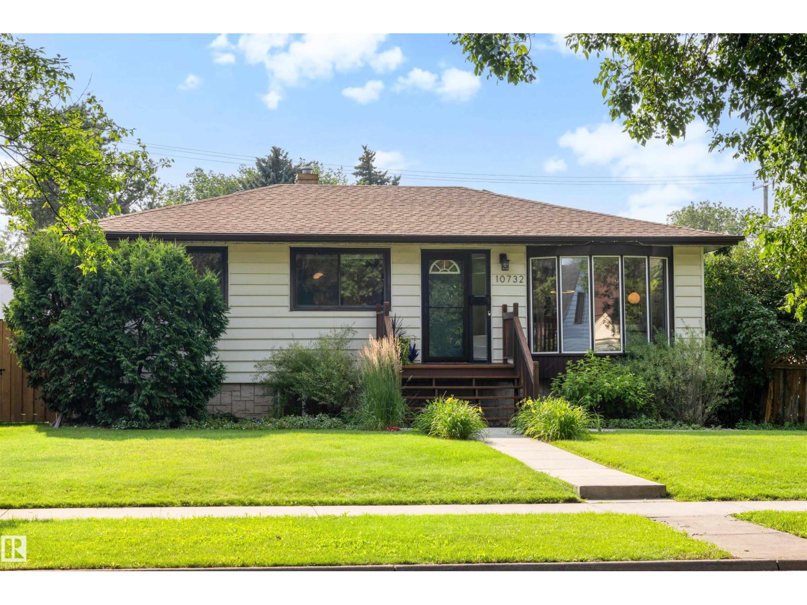 10732 129 ST NW - Image 29