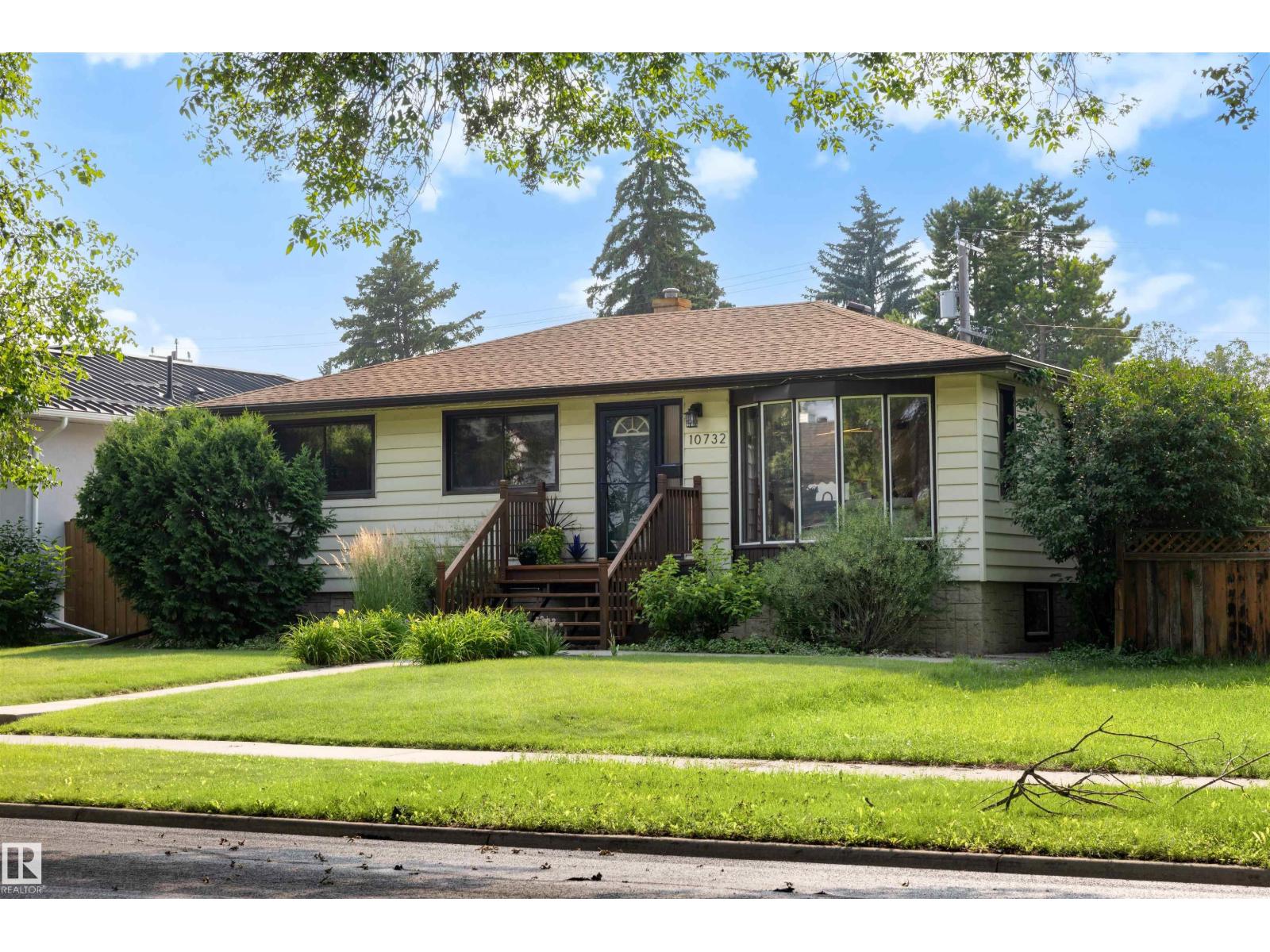 10732 129 ST NW - 30