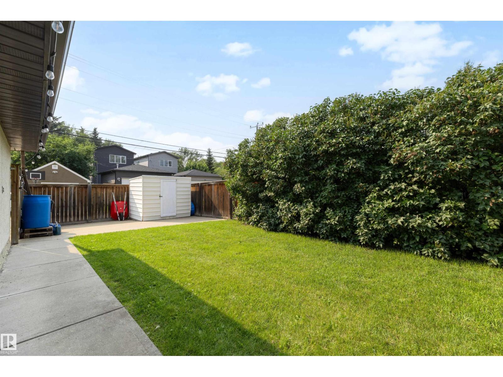 10732 129 ST NW - Image 35
