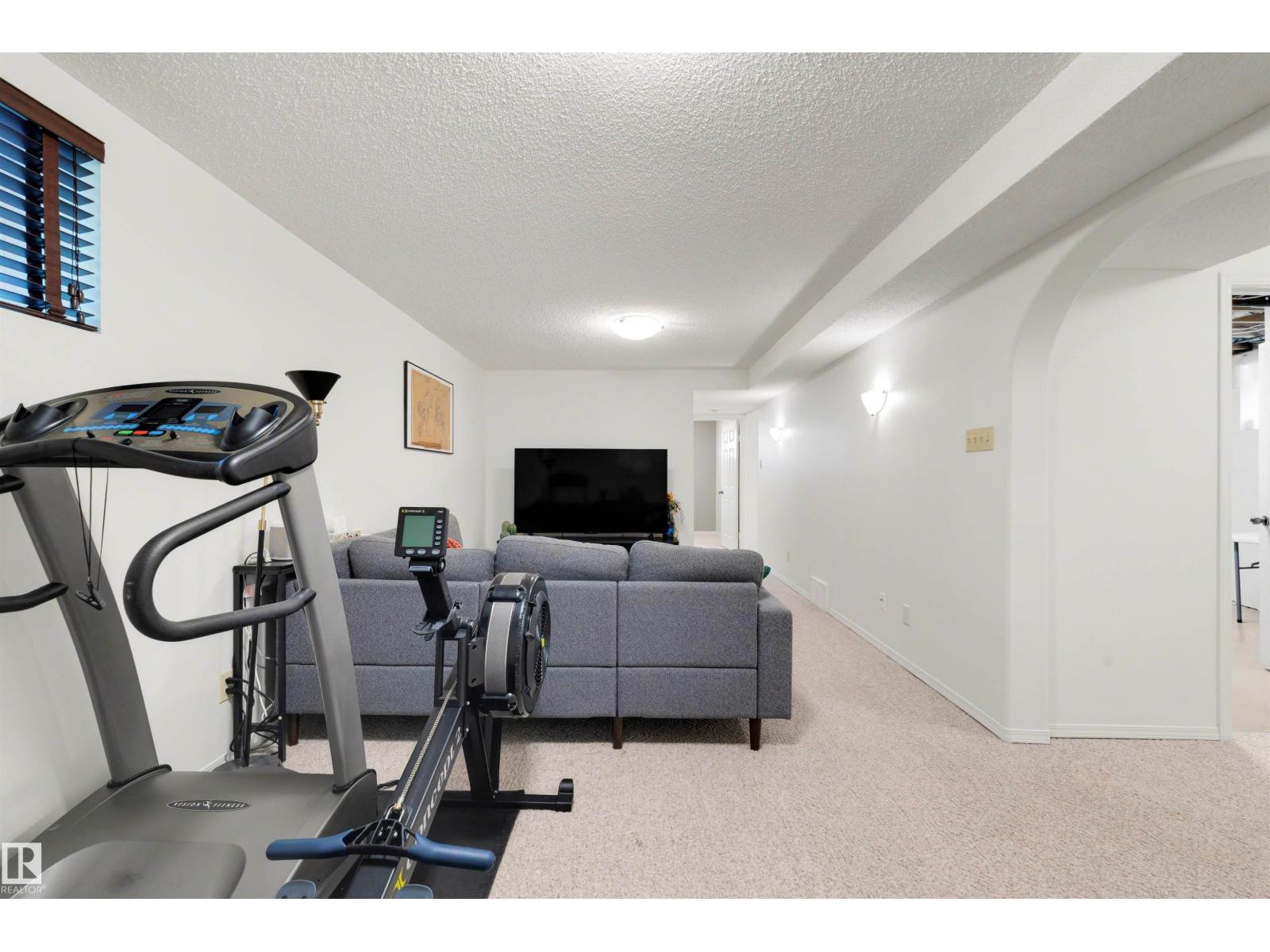 10732 129 ST NW - 22