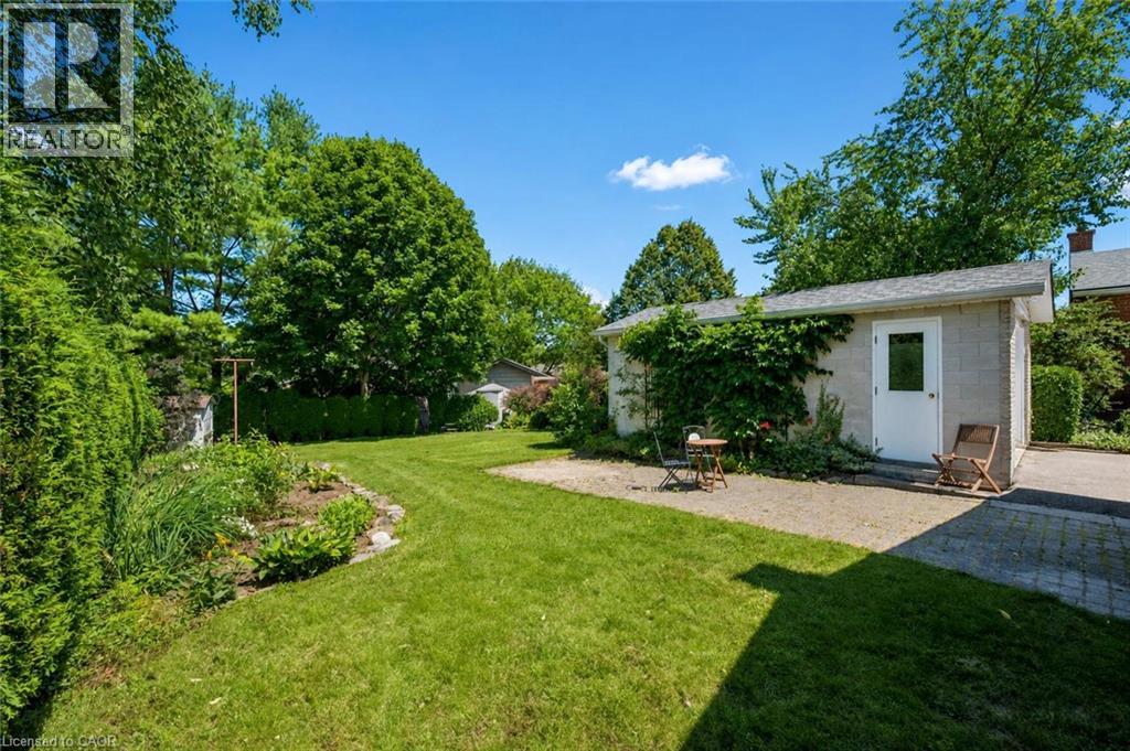 95 MOUNTFORD Drive - Image 12