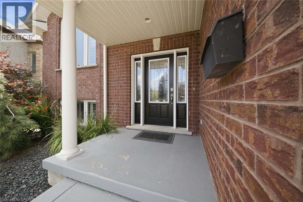 6 WESTVIEW Court - 3