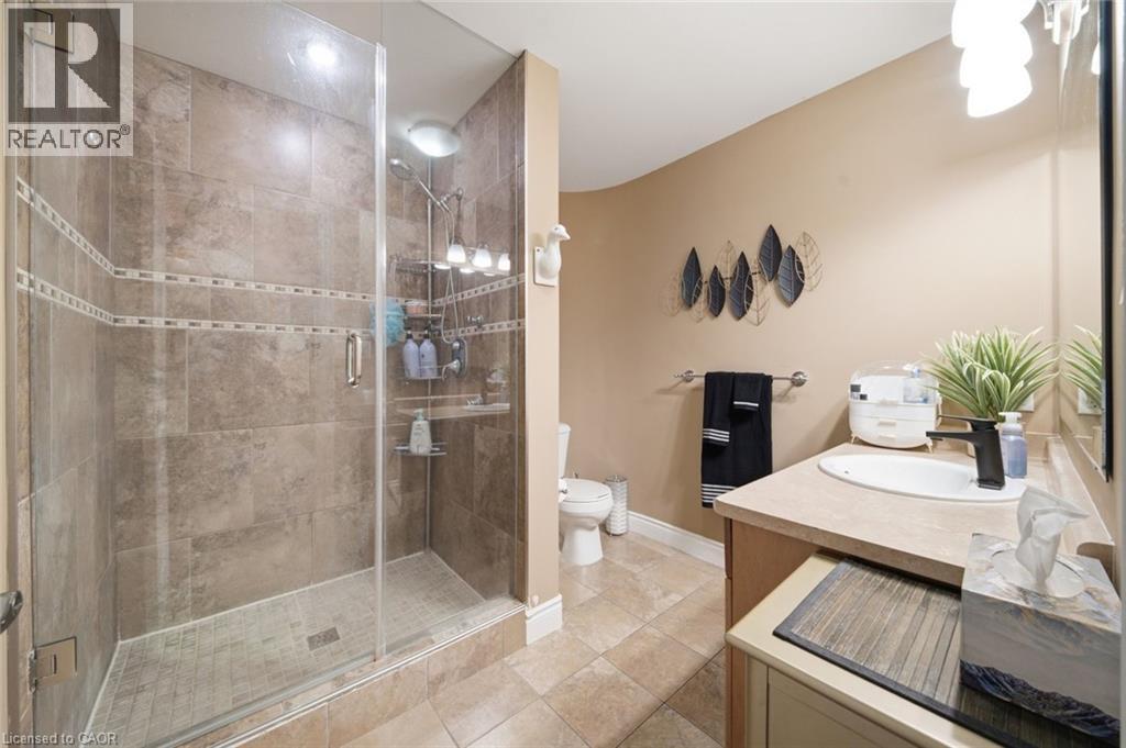 6 WESTVIEW Court - 27