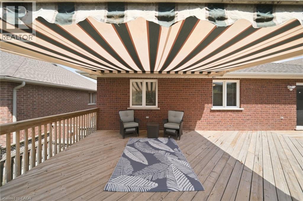 6 WESTVIEW Court - 37