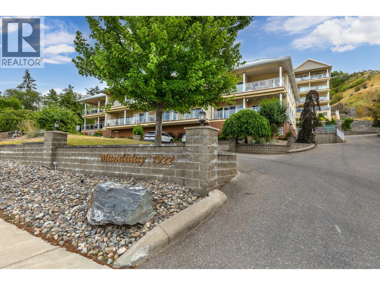 7922 Okanagan Landing Road Unit# 101