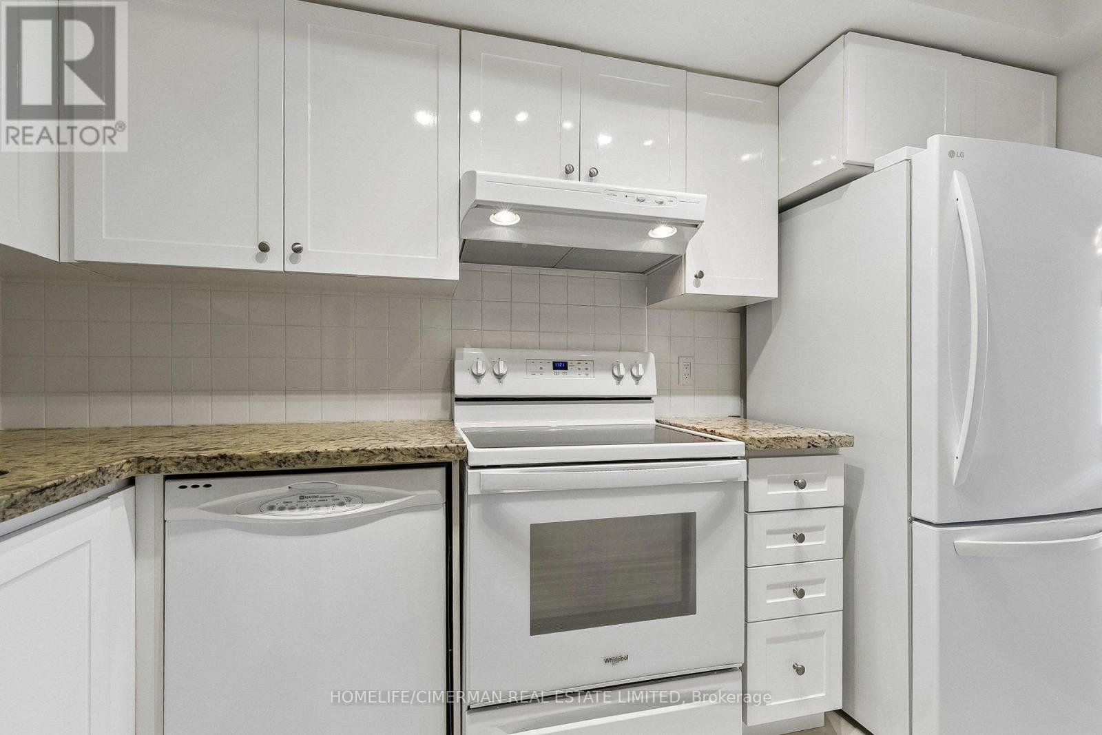 #1207 195 WYNFORD DRIVE - 18