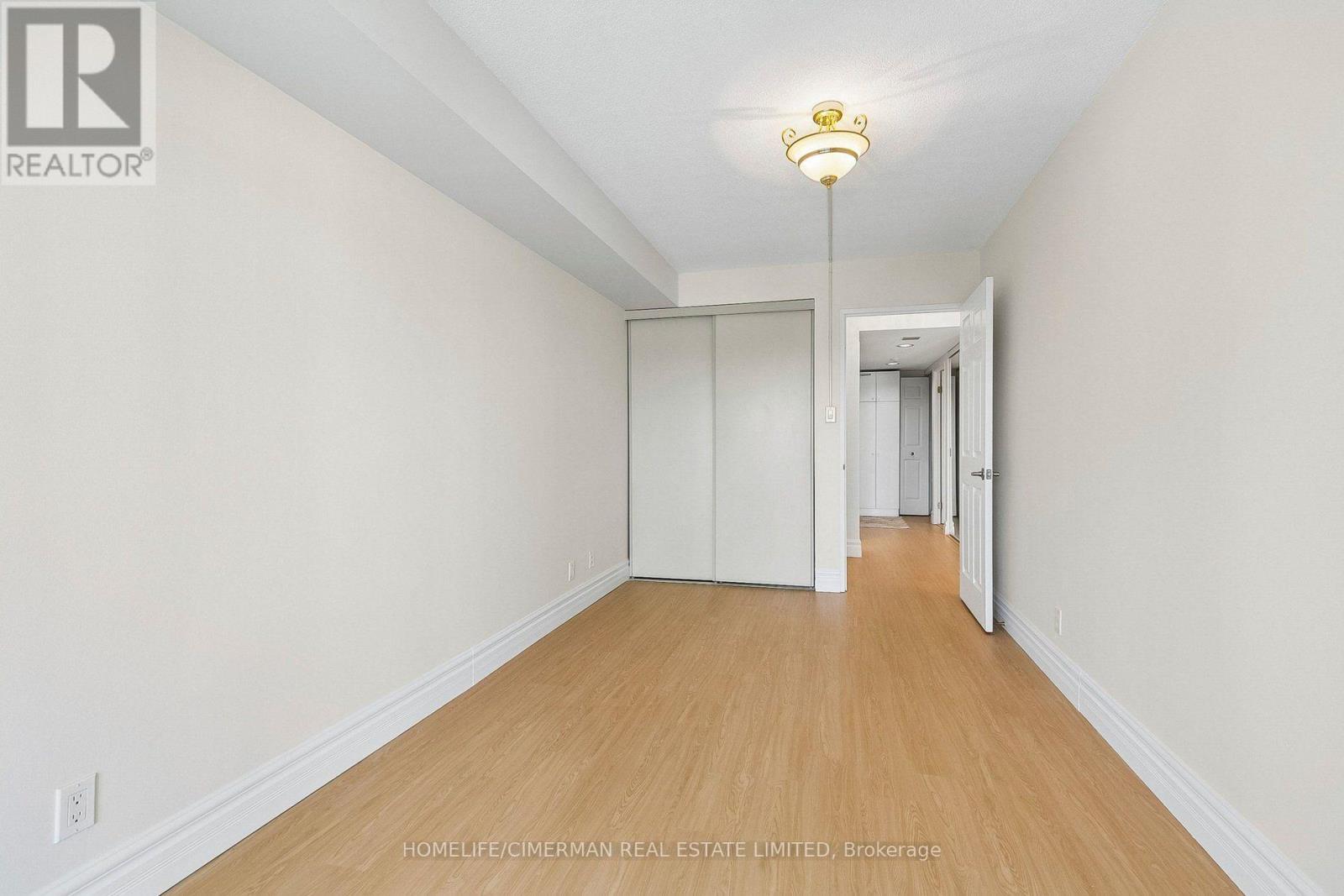 #1207 195 WYNFORD DRIVE - 23
