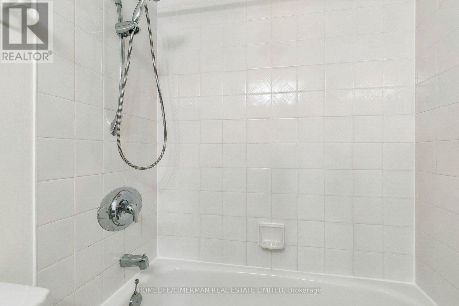#1207 195 WYNFORD DRIVE - 29