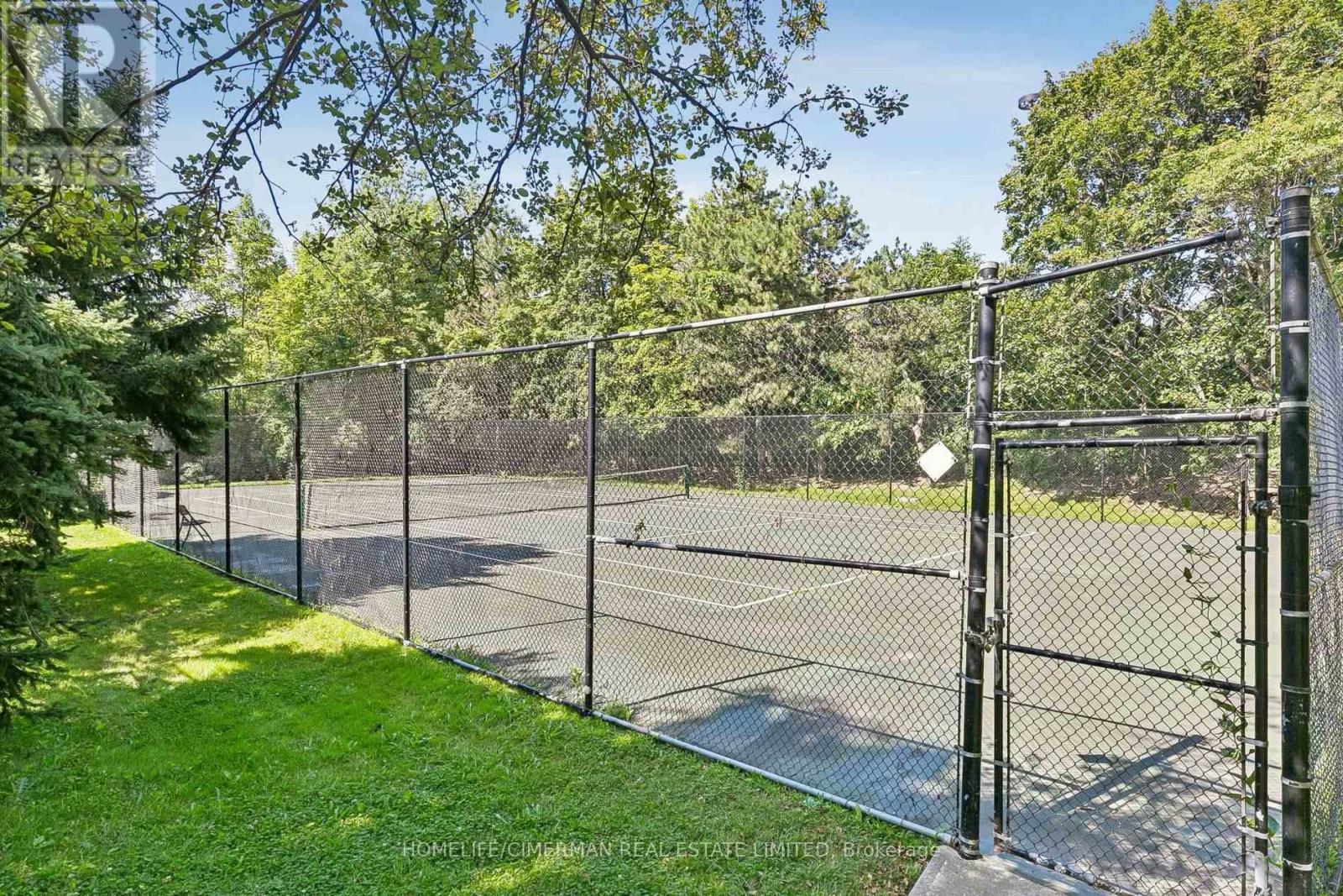 #1207 195 WYNFORD DRIVE - 34