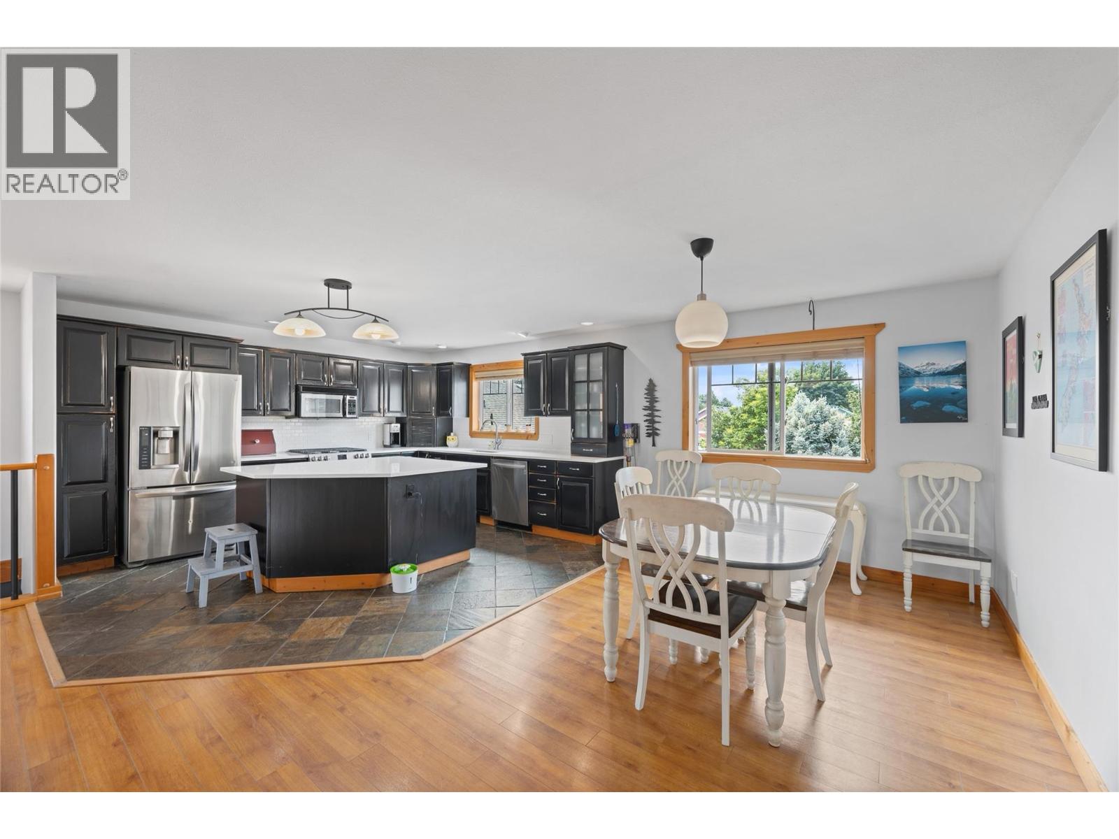 863 SERLE Court - 15