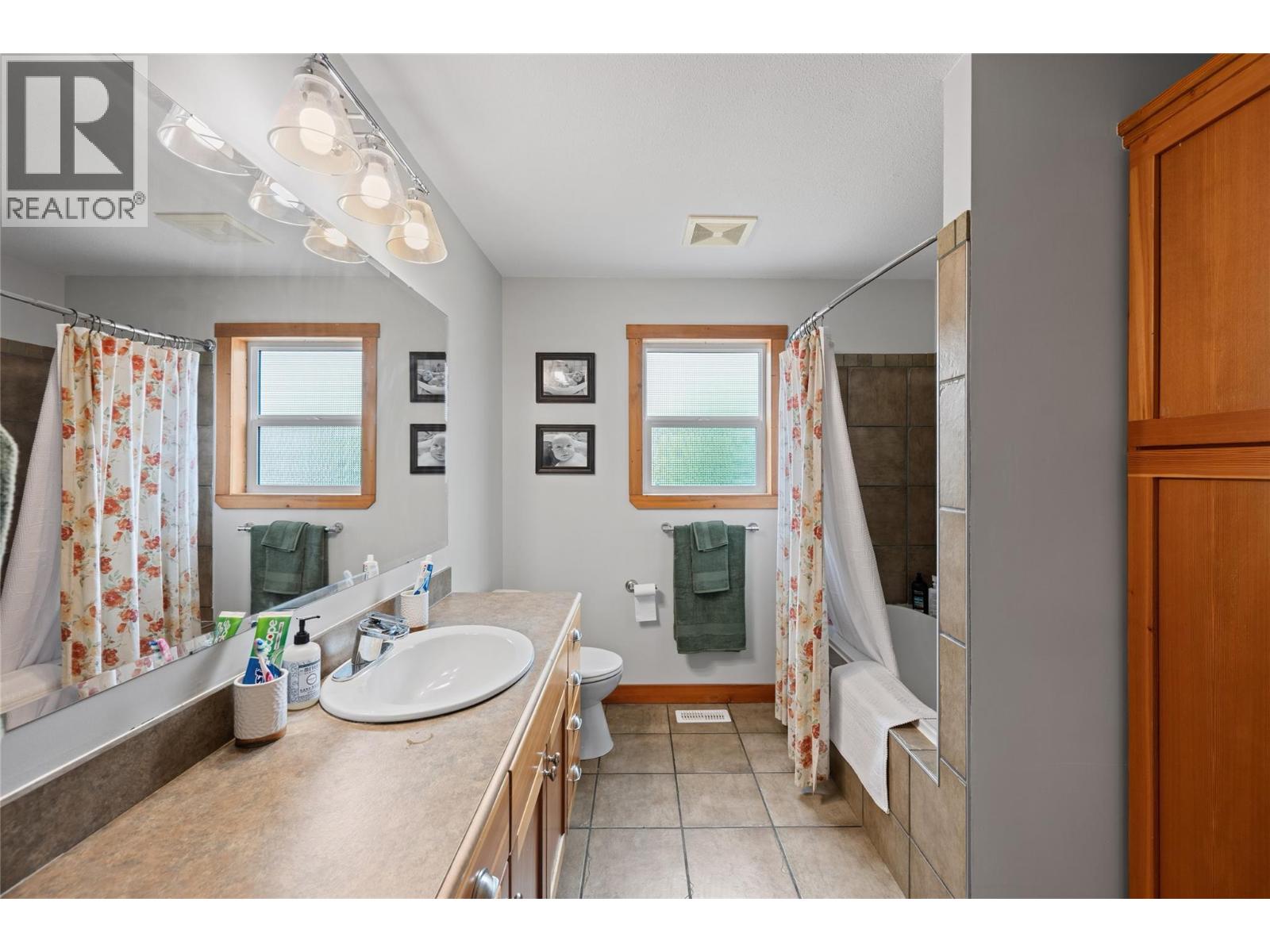 863 SERLE Court - 19
