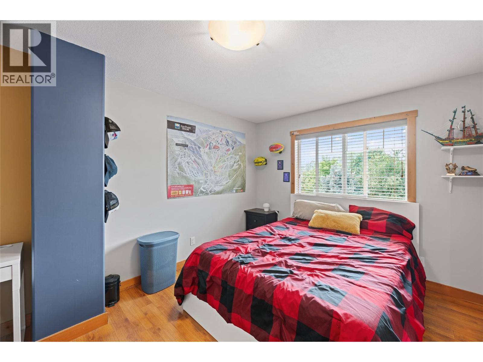 863 SERLE Court - 21
