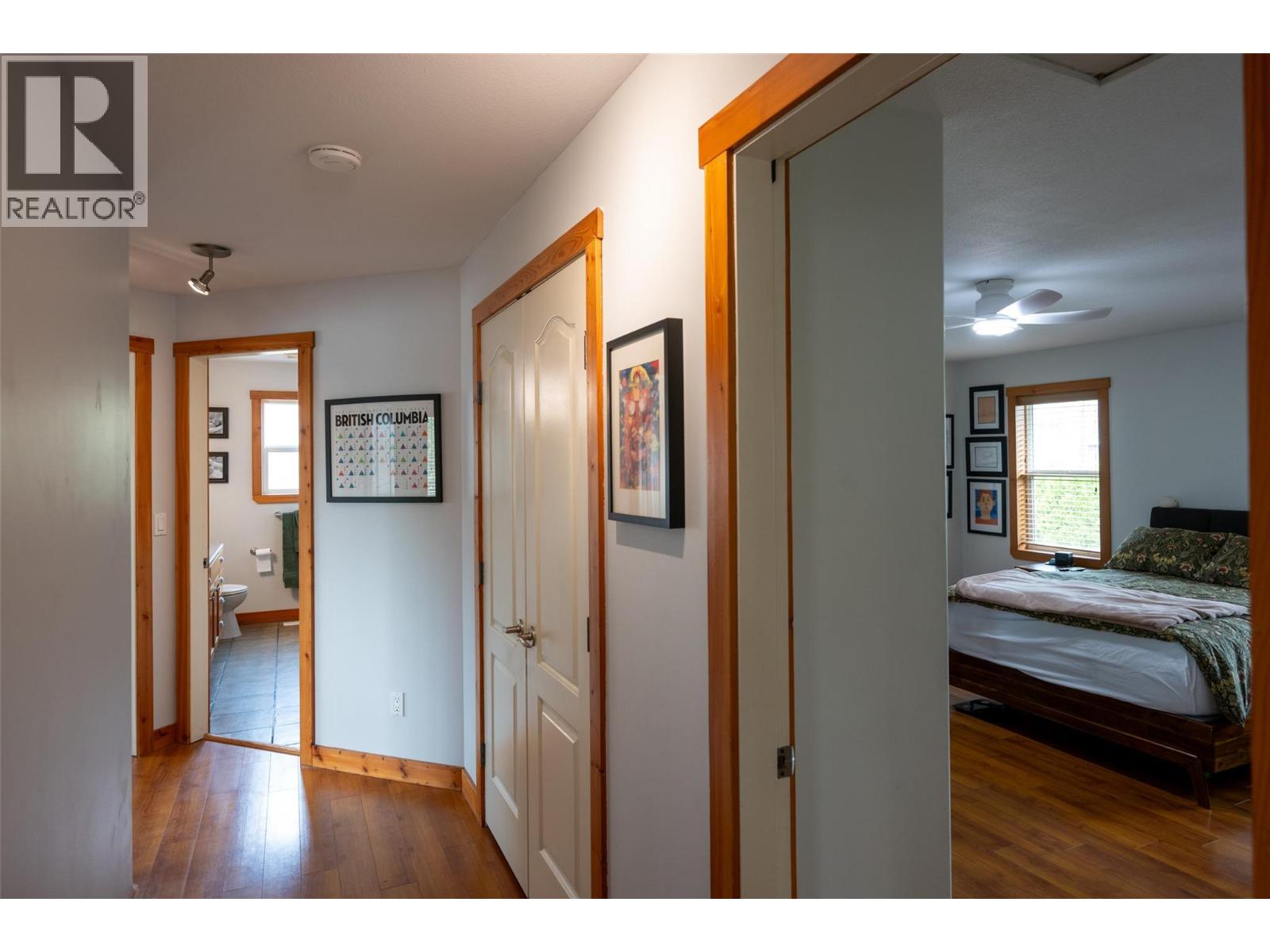 863 SERLE Court - Image 39