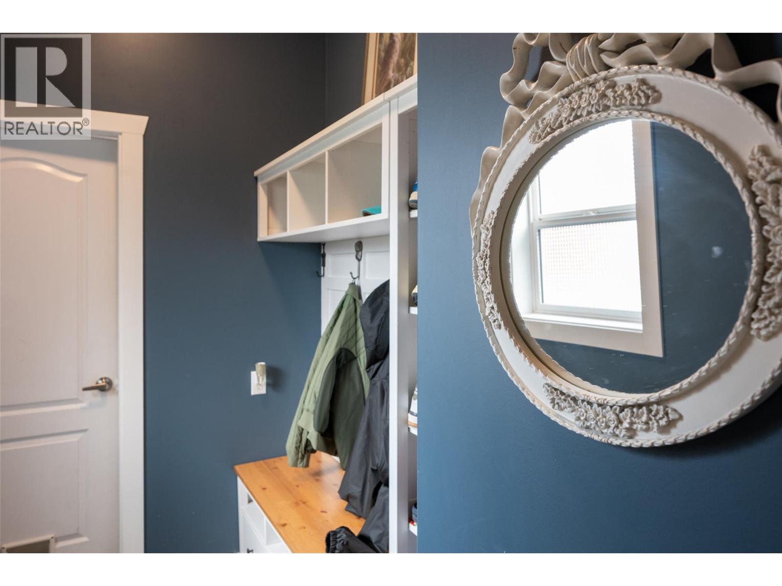 863 SERLE Court - 56