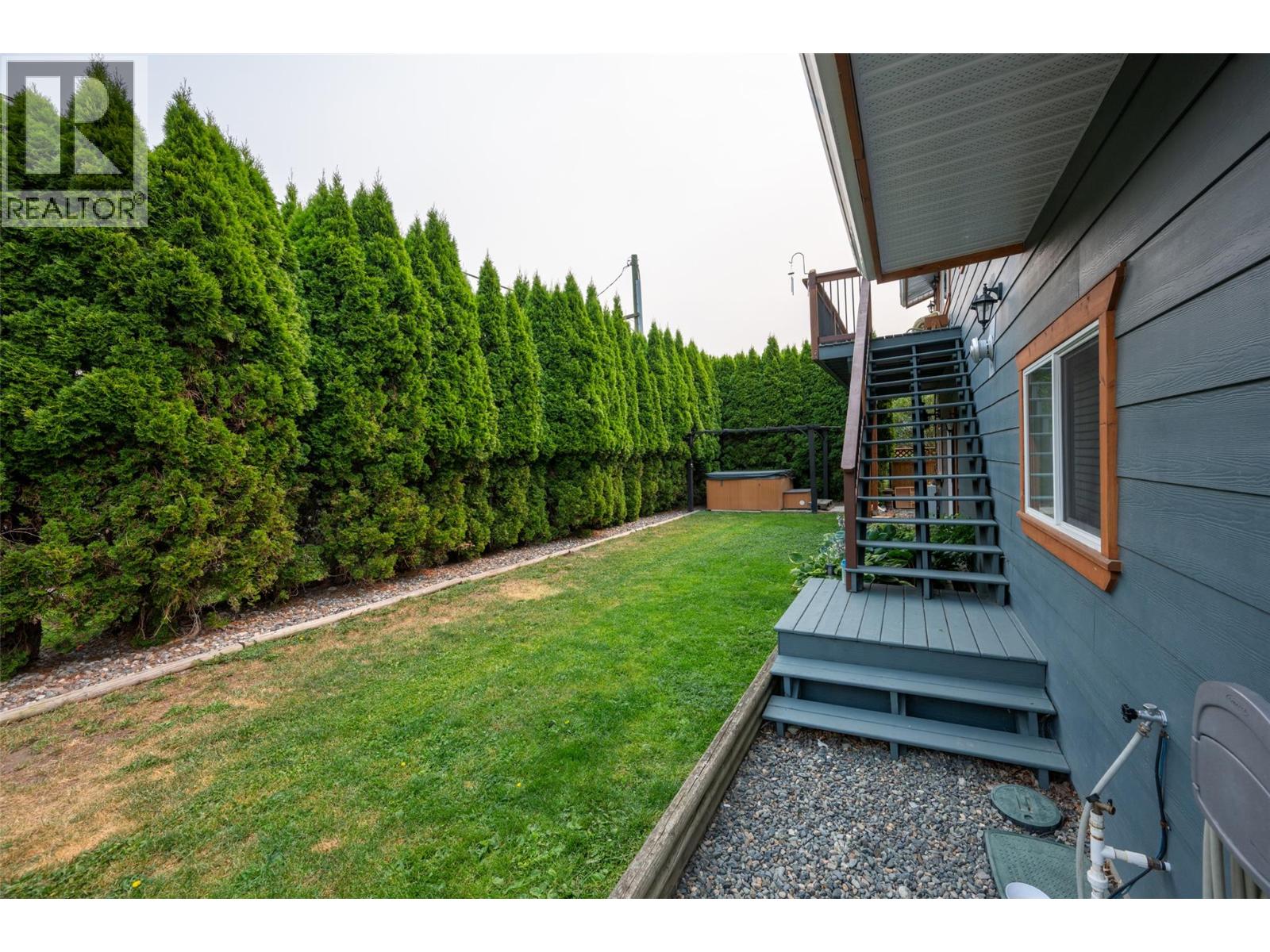 863 SERLE Court - 76