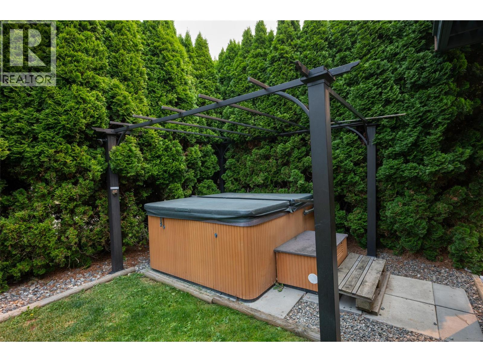 863 SERLE Court - 78