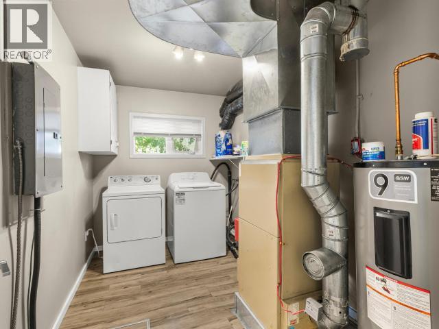 5078 5TH AVENUE - 18
