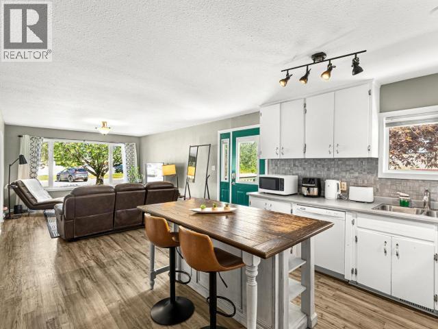 5078 5TH AVENUE - 7