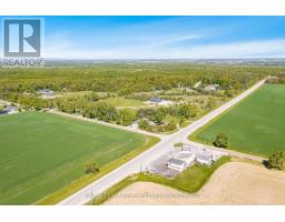 1008 Rainbow Valley Road W, Springwater, ON L0L2K0 Photo 10