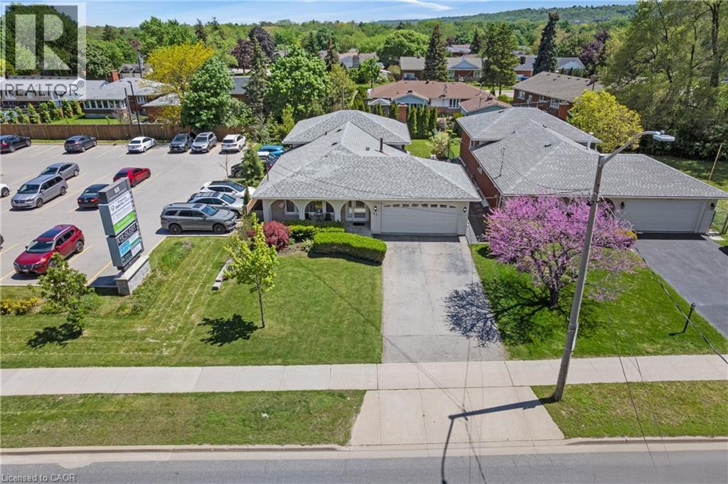 58 CENTENNIAL Parkway S - 48