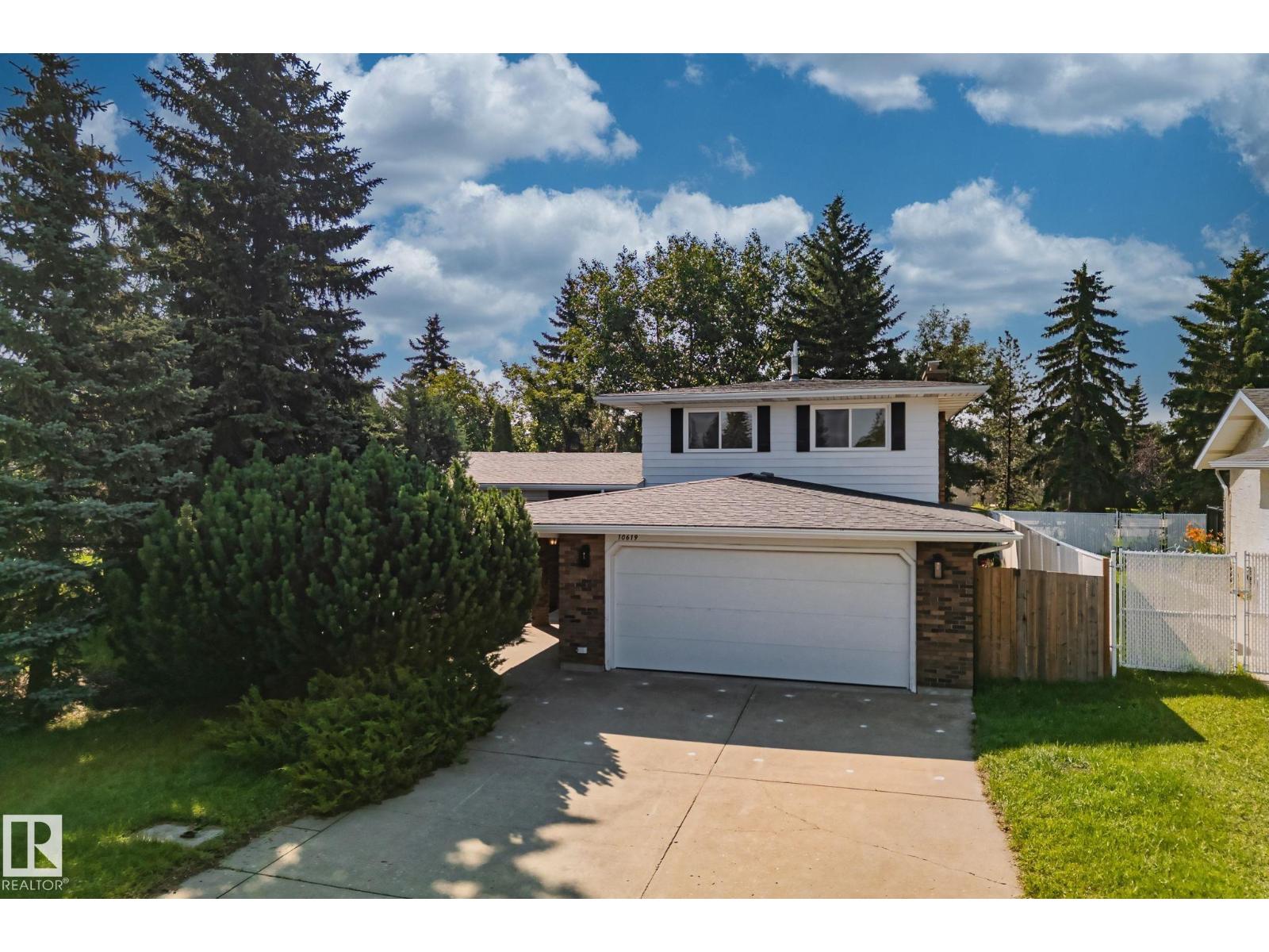 10619 35 AV NW, Duggan, Edmonton photo 1