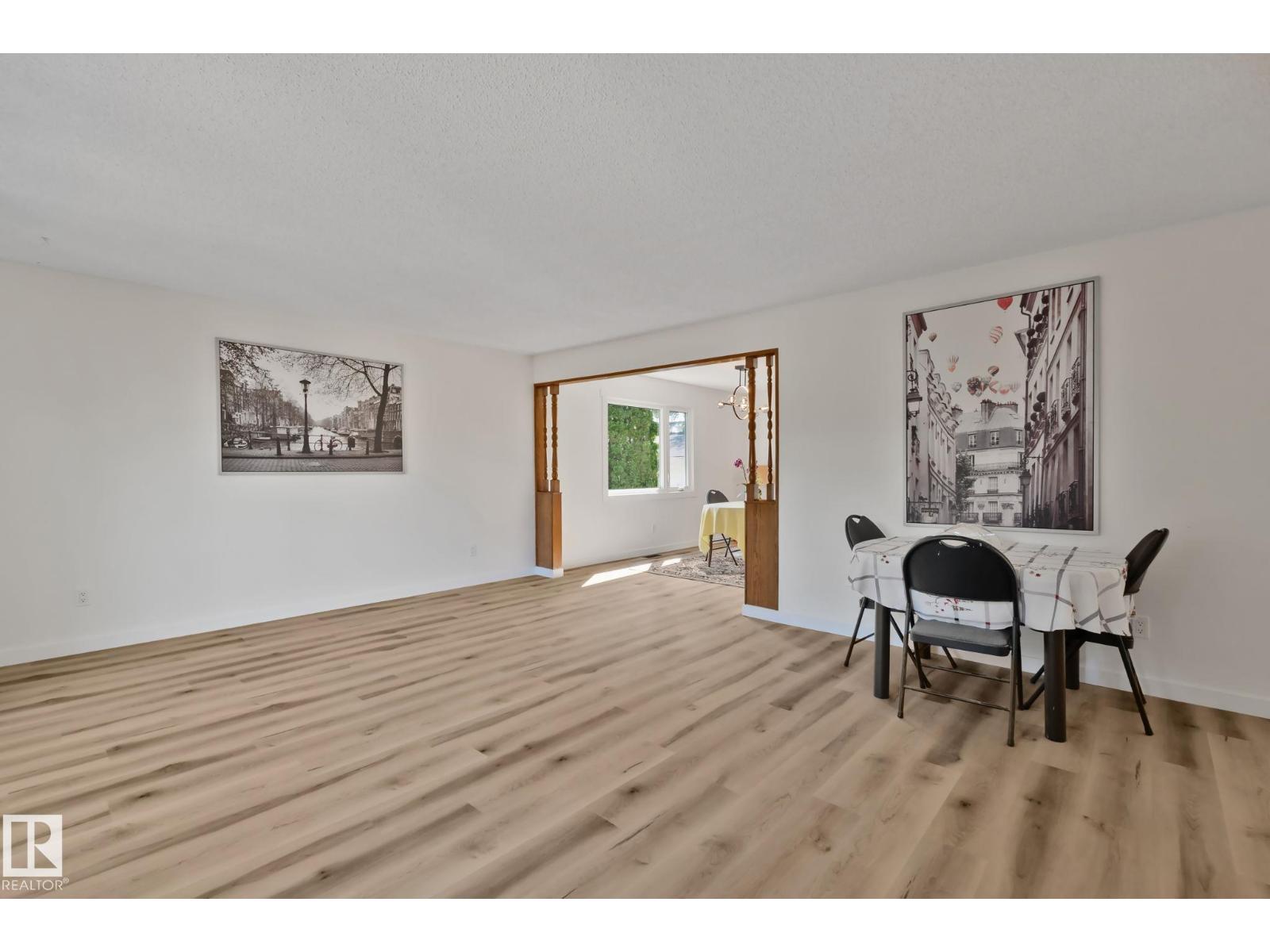 10619 35 AV NW - 15