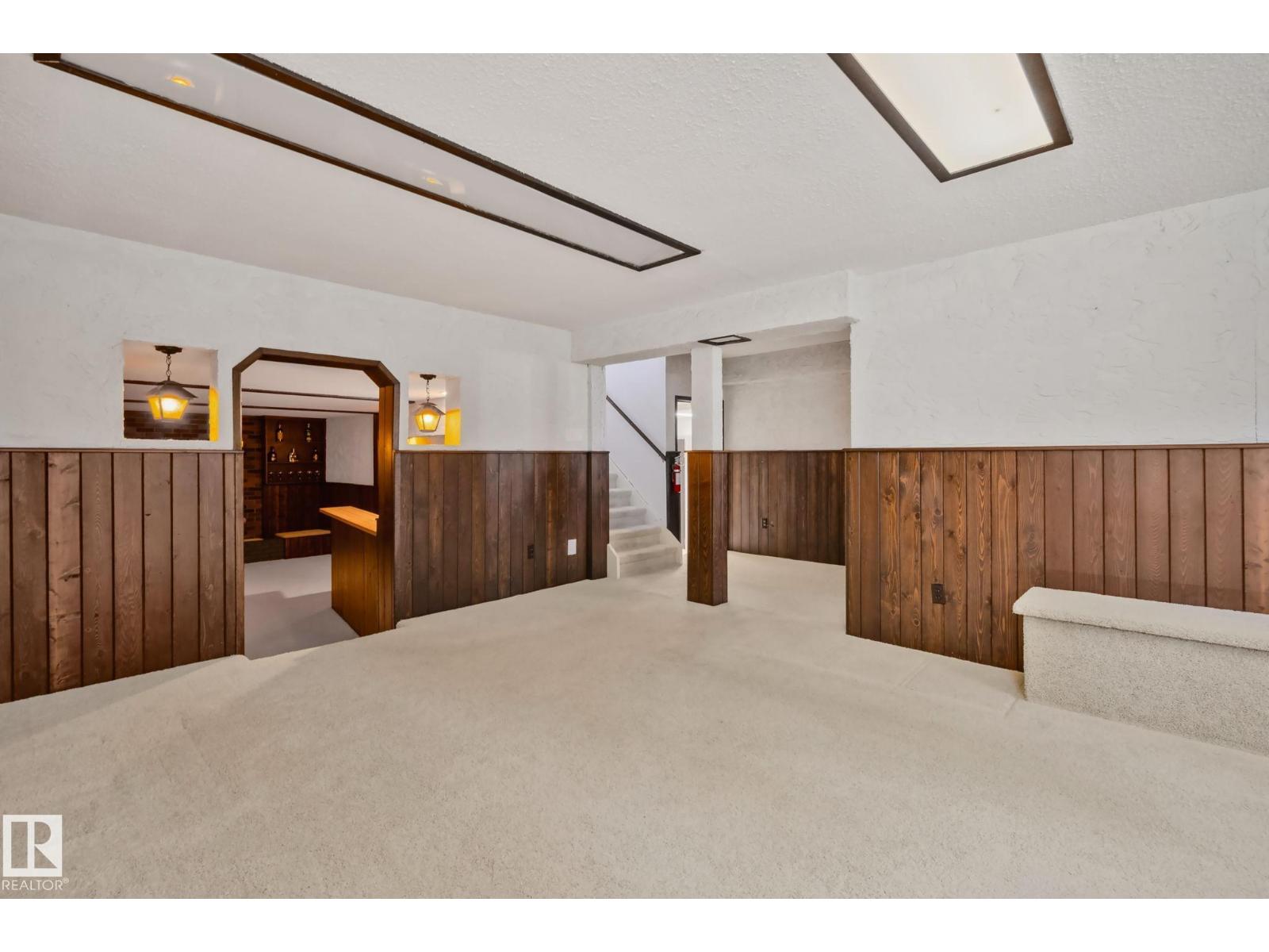 10619 35 AV NW - 40
