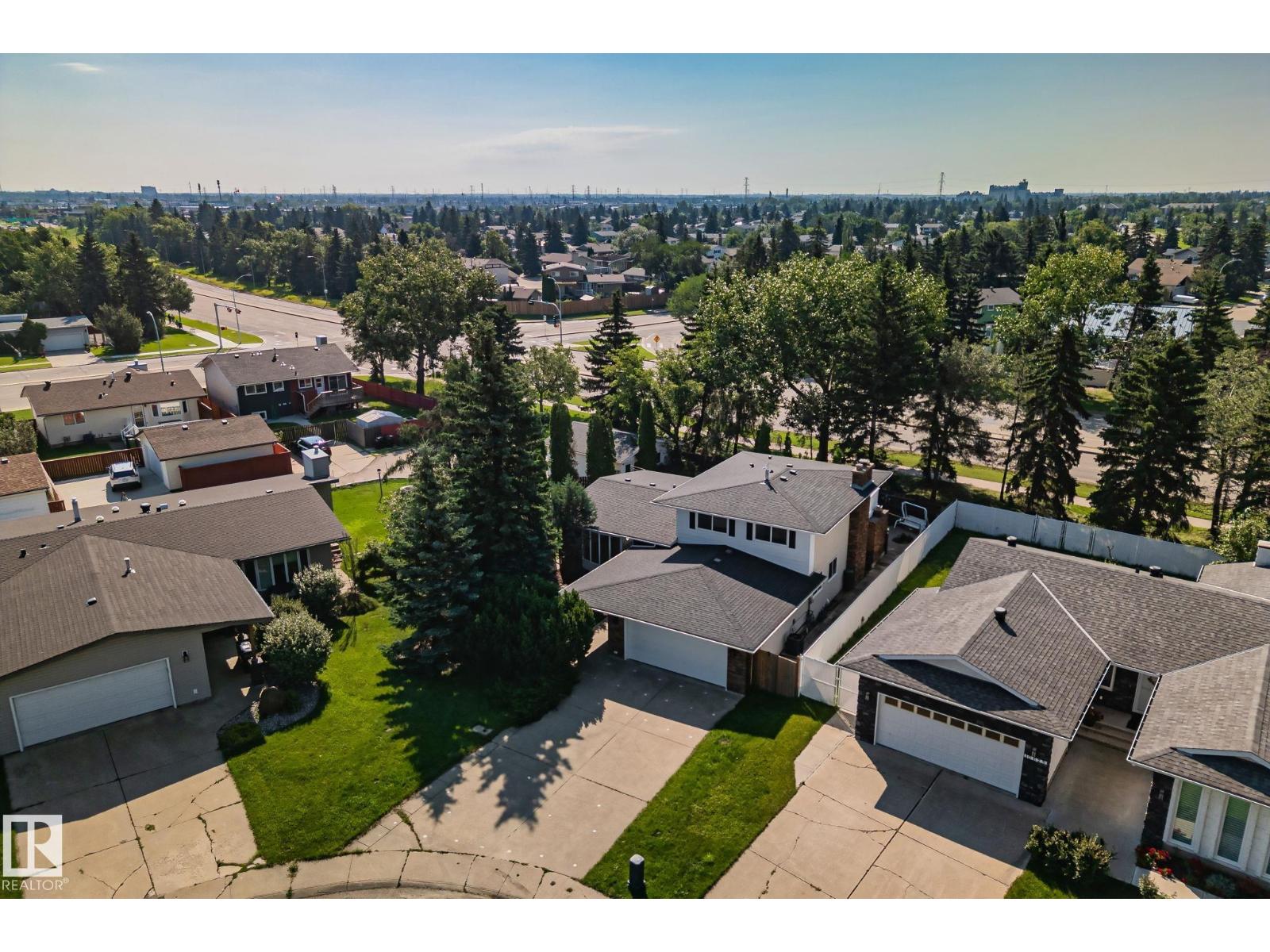 10619 35 AV NW - 62