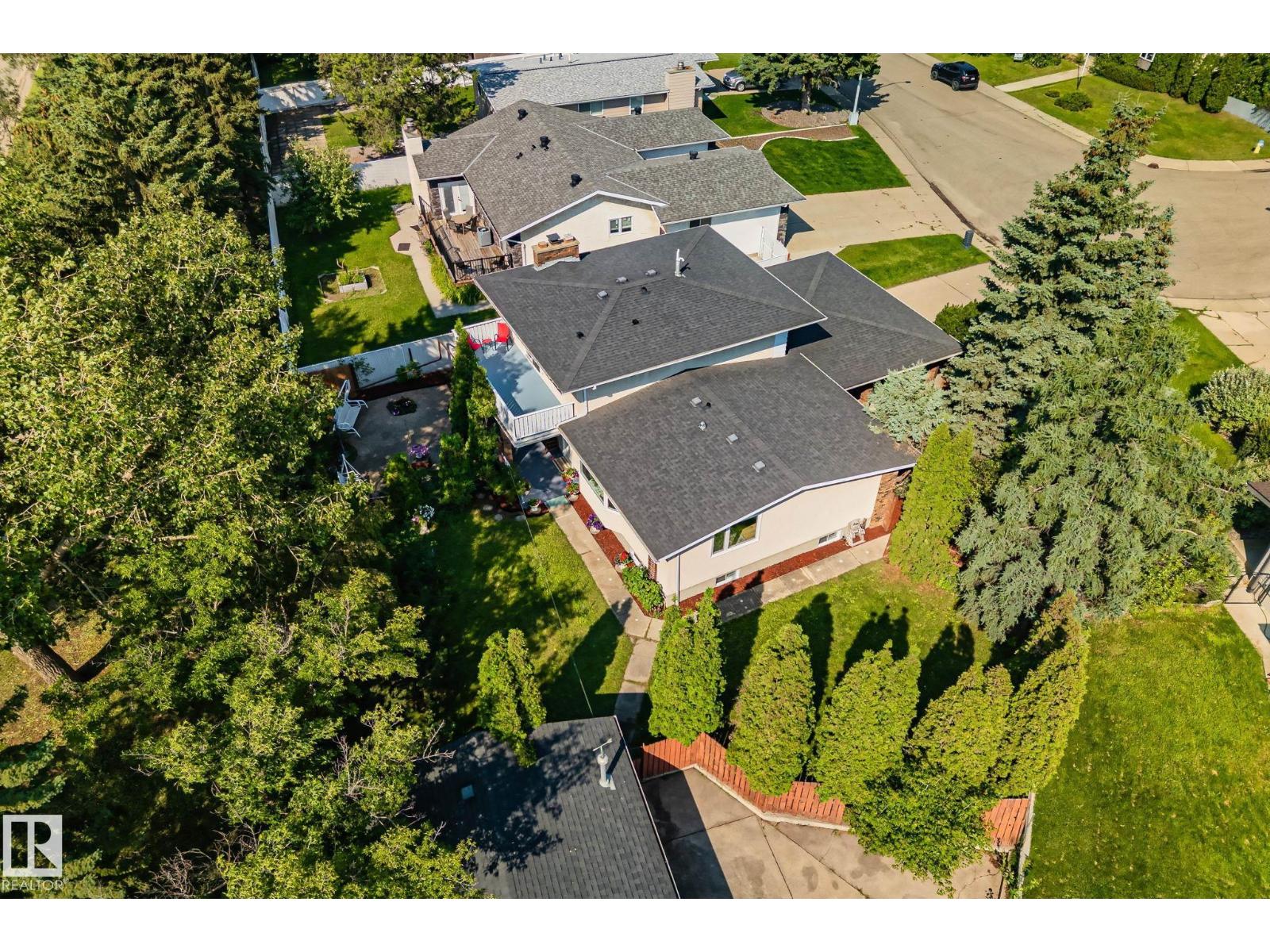 10619 35 AV NW - 68